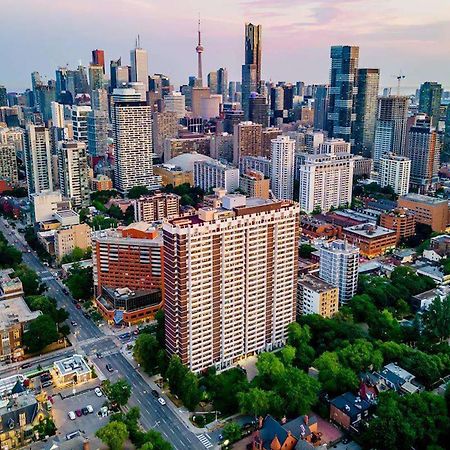 Апартаменты Downtown Gem By The Subway Торонто Экстерьер фото